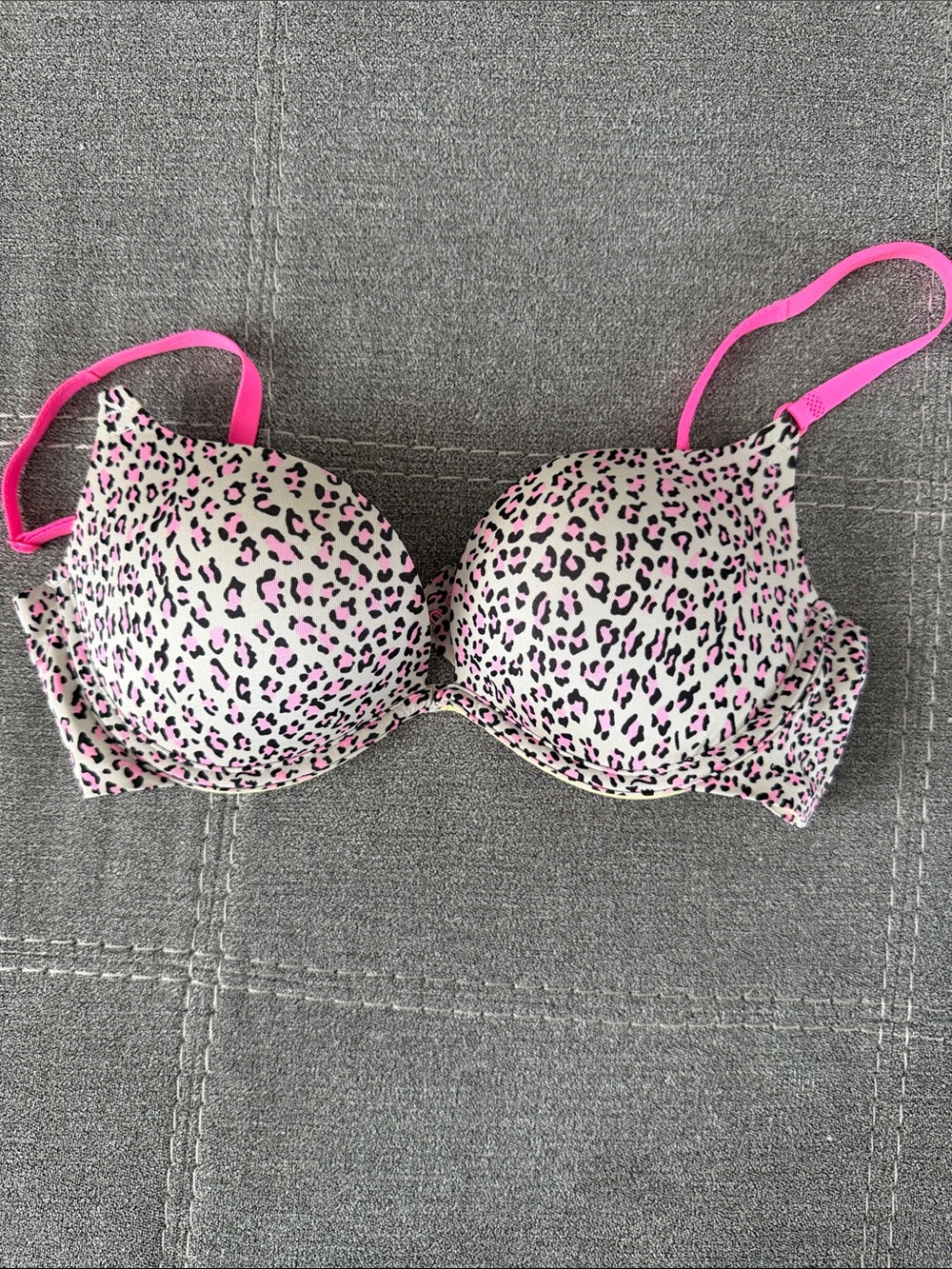 PINK Victoria's Secret Leopard Push-Up Bra in Light Pink with Hot Pink Straps